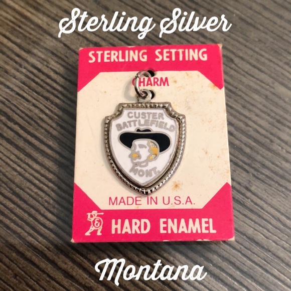 Vintage Montana Custer Battlefield Souvenir Charm - Picture 1 of 10